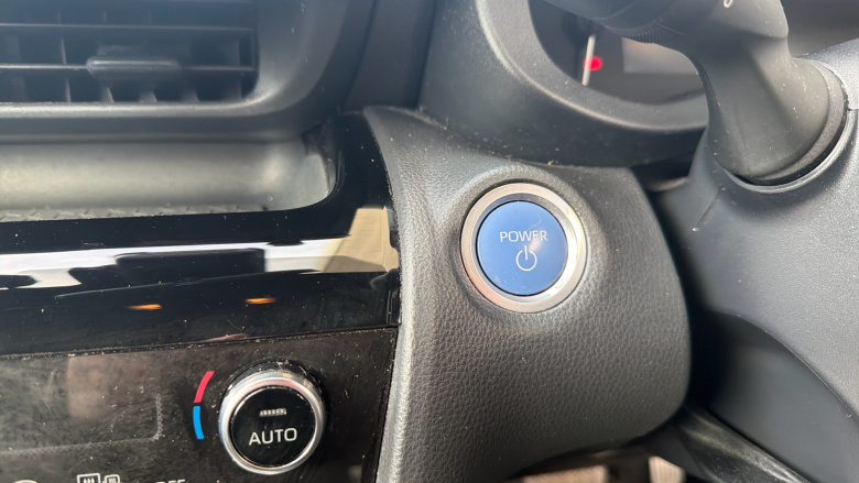 Toyota Yaris Cross 1.5 Hybrid Design 5dr CVT Hybrid Estate